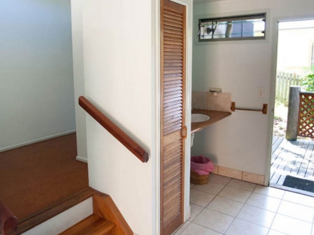 Laundry - Pats Retreat Beach House Accommodation, Stradbroke